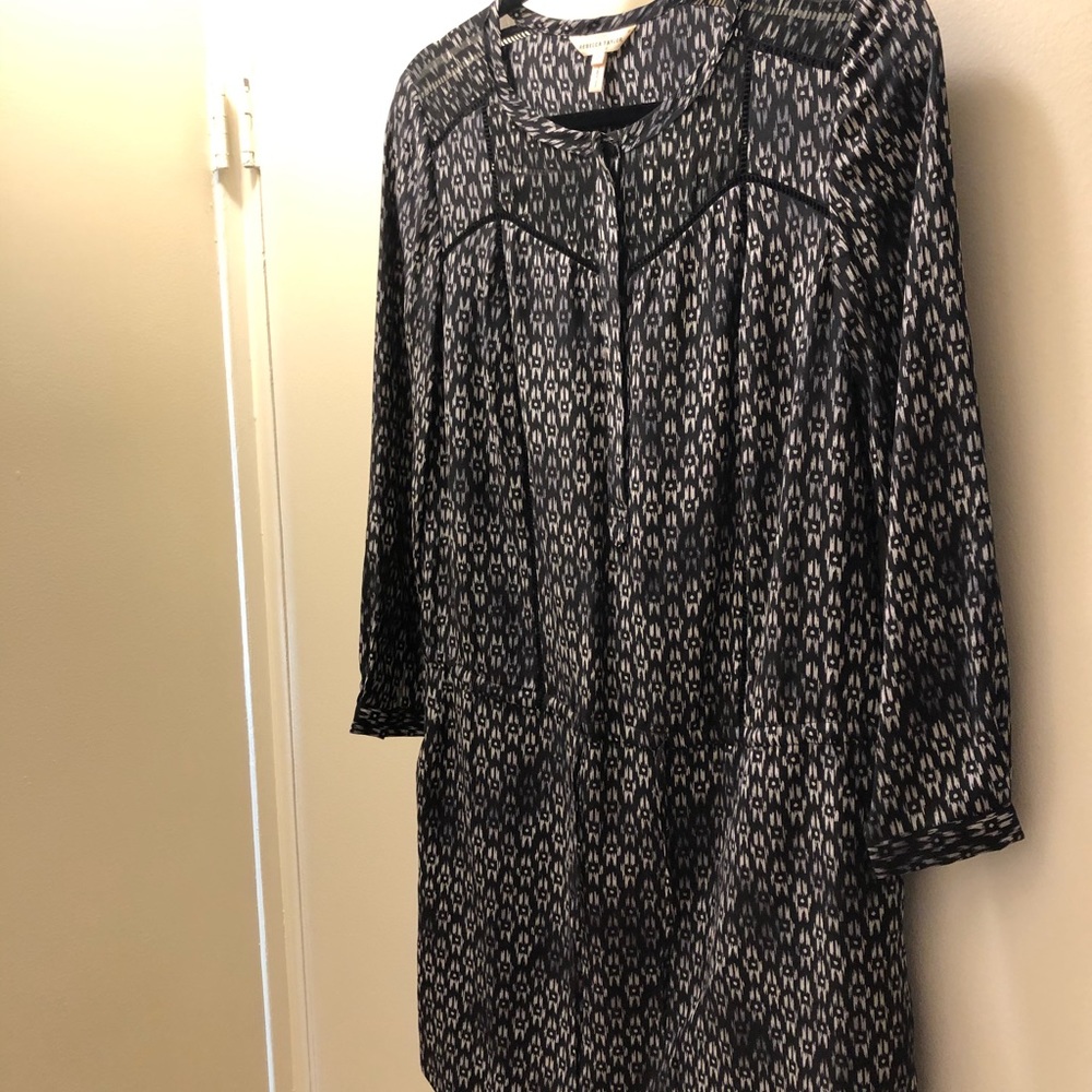 Black dress with white/grey details